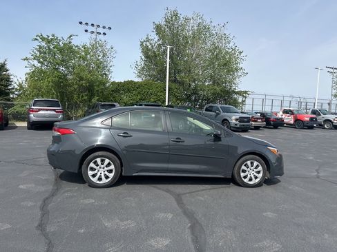 Used 2024 Toyota Corolla LE image 3