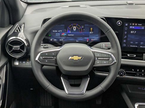 New 2026 Chevrolet Equinox LT image 22