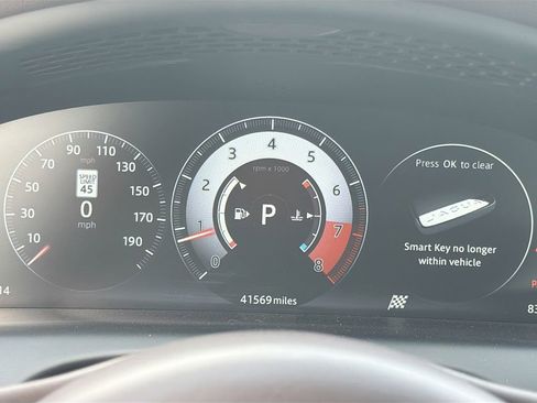 Used 2019 Jaguar XJ R-Sport image 40