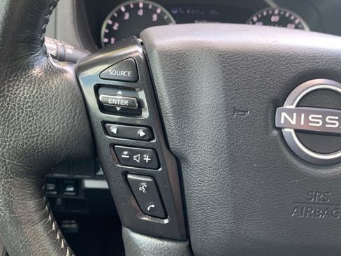 Used 2023 Nissan Frontier SV w/ SV Convenience Package AWD/4WD image 12