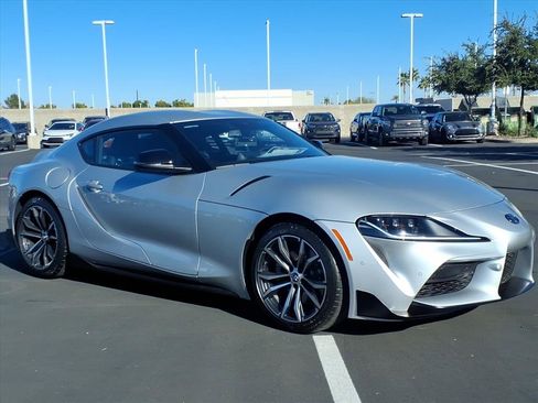 Used 2021 Toyota Supra image 5