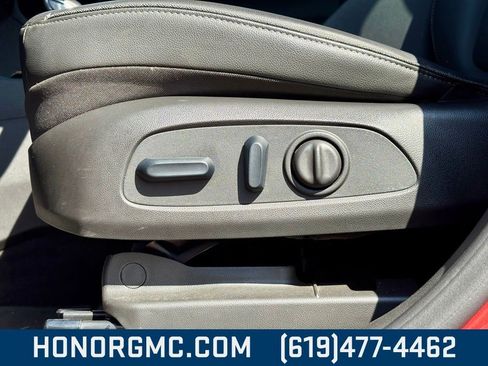 Used 2024 Buick Encore GX Sport Touring w/ Comfort Package image 13