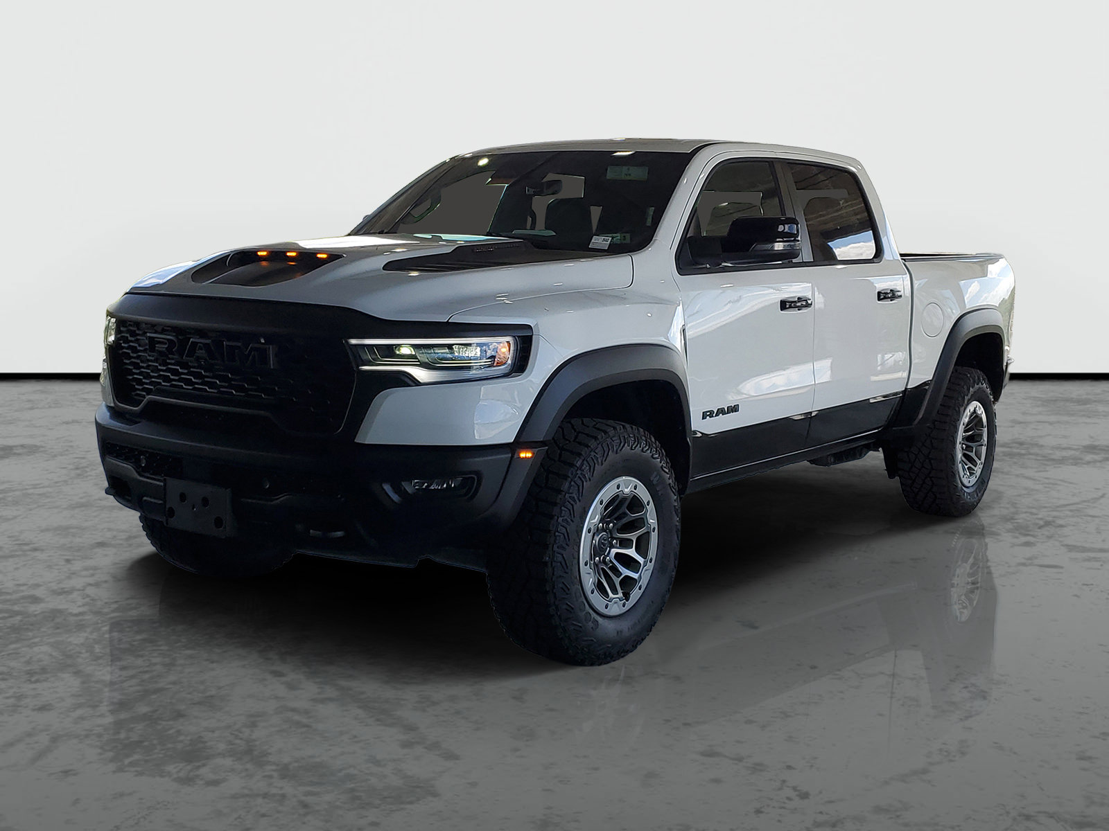 New 2026 RAM 1500 RHO w/ RHO Level 1 Equipment Group AWD/4WD image 4