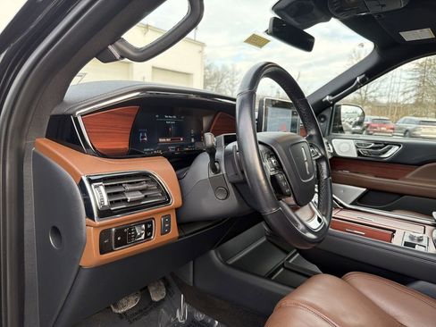 Certified 2024 Lincoln Navigator Reserve image 21