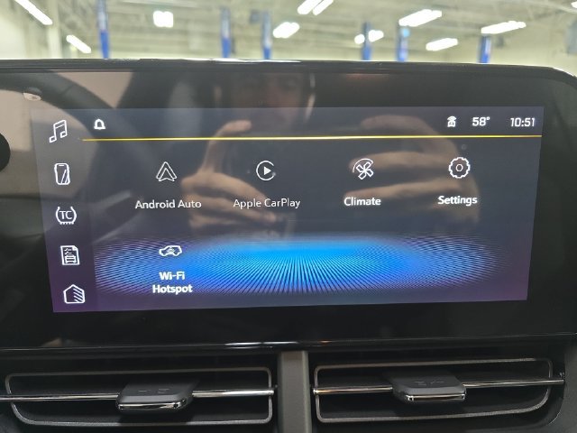 New 2026 Chevrolet Trax LT w/ Driver Confidence Package FWD image 24