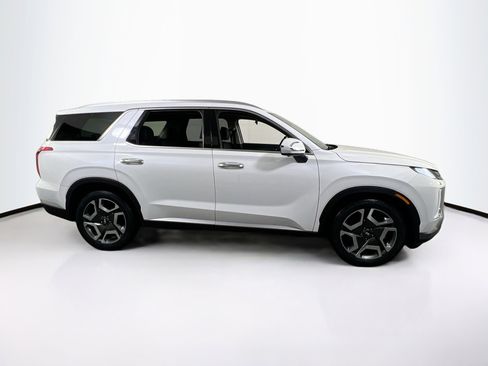 Used 2023 Hyundai Palisade SEL w/ Premium Package image 4