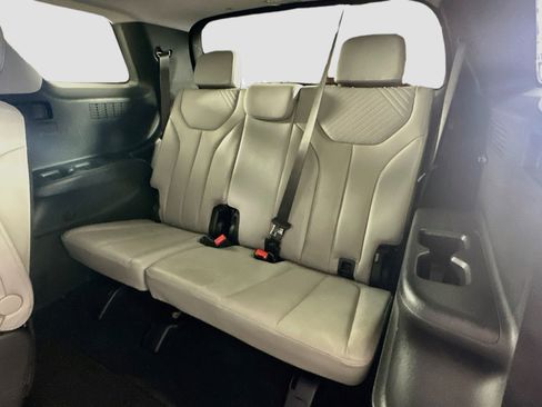 Used 2025 Hyundai Palisade SEL AWD/4WD image 29