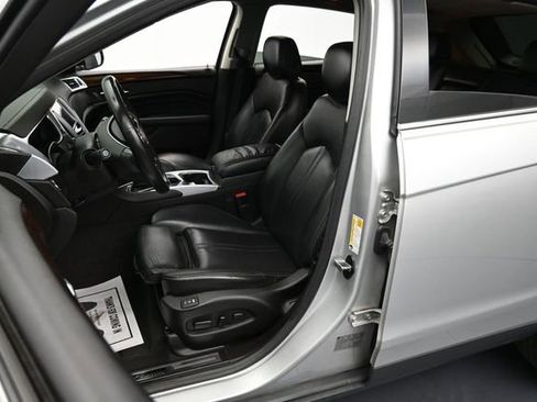 Used 2016 Cadillac SRX Luxury w/ Driver Awareness Package AWD/4WD image 11