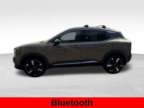 Used 2026 Nissan Kicks SR w/ Cold Weather Package image 5