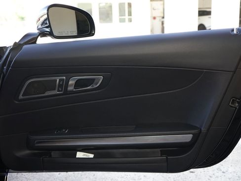 Used 2017 Mercedes-Benz AMG GT Coupe image 19