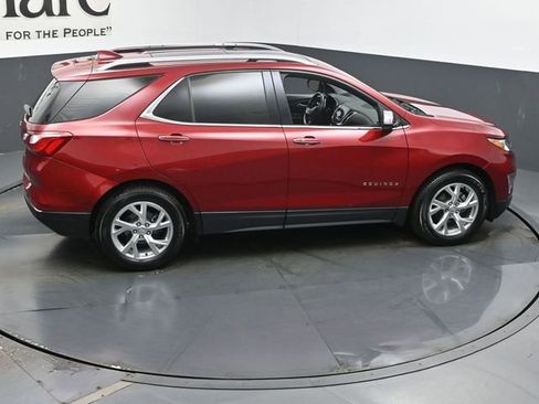 Used 2020 Chevrolet Equinox Premier image 38