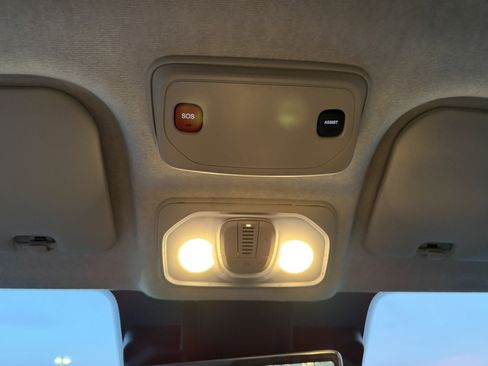 Used 2025 RAM ProMaster 2500 w/ Safety Group image 26