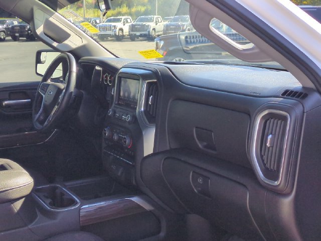 Used 2022 Chevrolet Silverado 1500 LT Trail Boss w/ Bed Protection Package AWD/4WD image 35