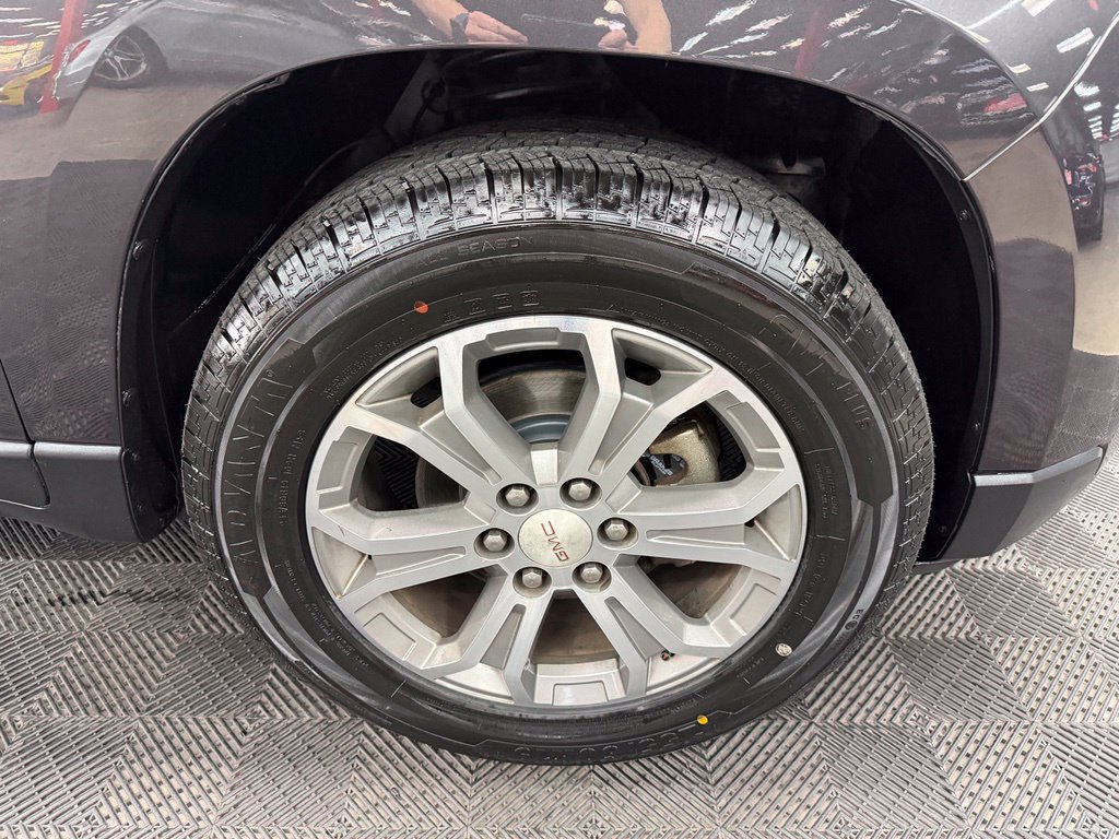 Used 2014 GMC Acadia SLT AWD/4WD image 18