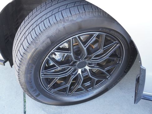 Certified 2022 Toyota Sienna XSE image 13