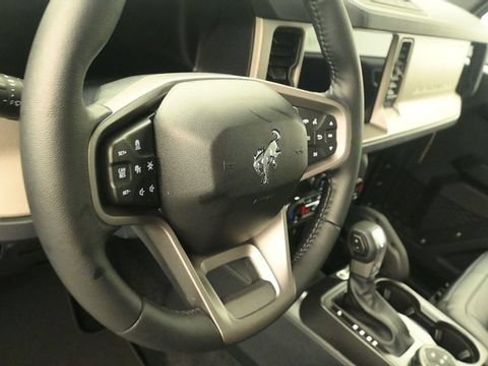 New 2026 Ford Bronco Outer Banks w/ Sasquatch Package AWD/4WD image 14