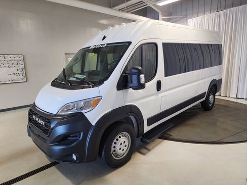 New 2024 RAM ProMaster 2500 w/ Convenience Group image 16