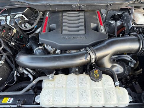 Used 2023 Ford F150 Raptor w/ Raptor Carbon Fiber Package image 38