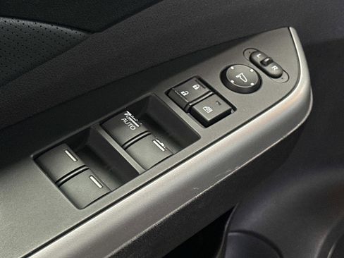 Used 2015 Honda CR-V EX-L image 17