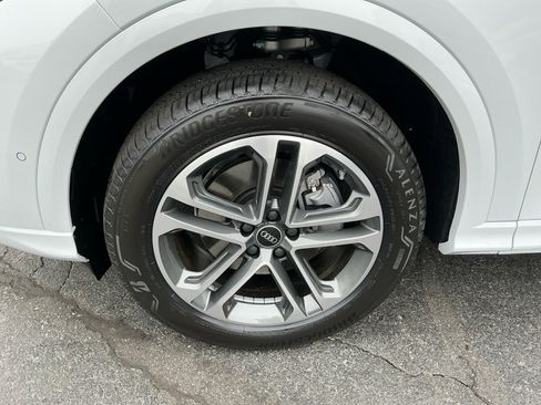 New 2025 Audi Q5 Premium Plus image 21