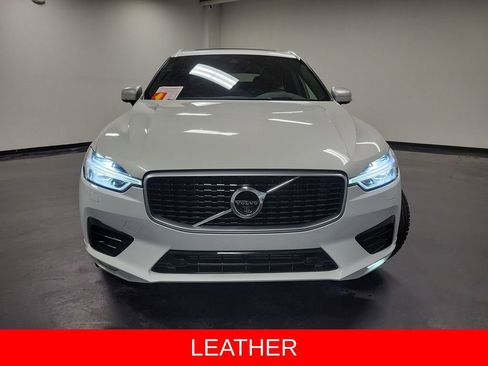Used 2019 Volvo XC60 T5 R-Design image 2