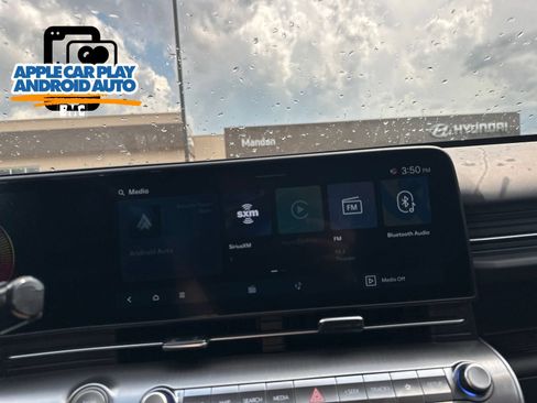 Used 2025 Hyundai Kona SEL AWD/4WD image 49