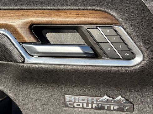 Used 2024 Chevrolet Silverado 1500 High Country image 18