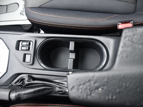 Used 2018 Subaru Crosstrek 2.0i Premium image 31