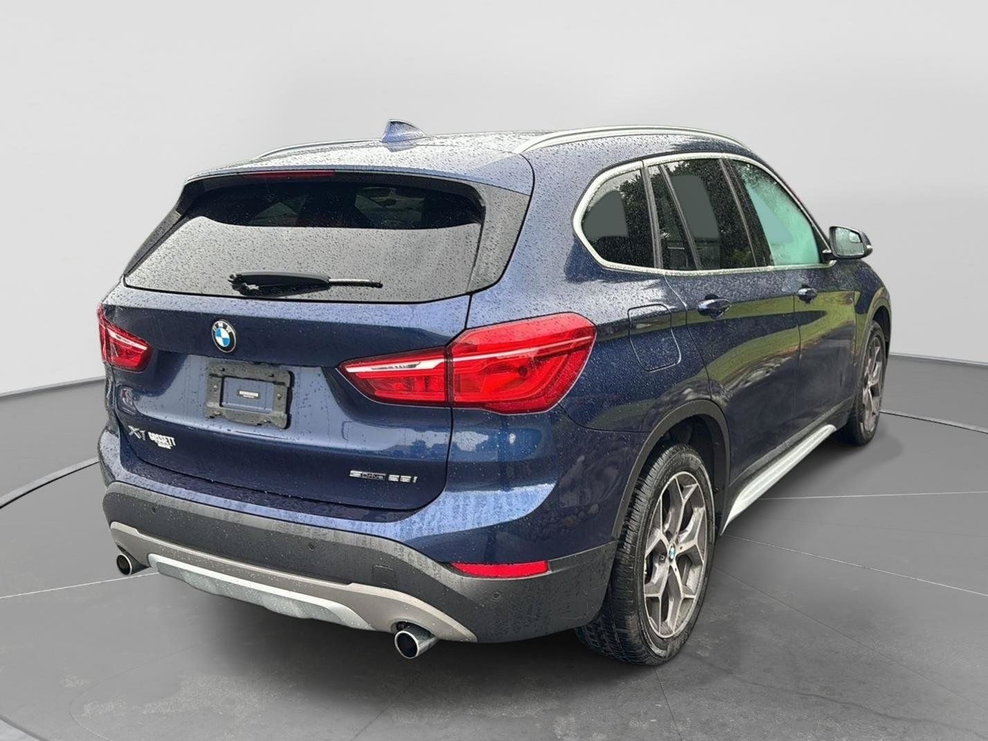 Used 2019 BMW X1 sDrive28i w/ Convenience Package FWD image 3