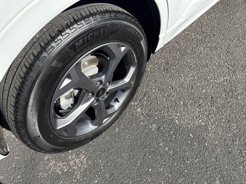 Certified 2023 Ford Escape ST-Line w/ Equipment Group 301A image 9