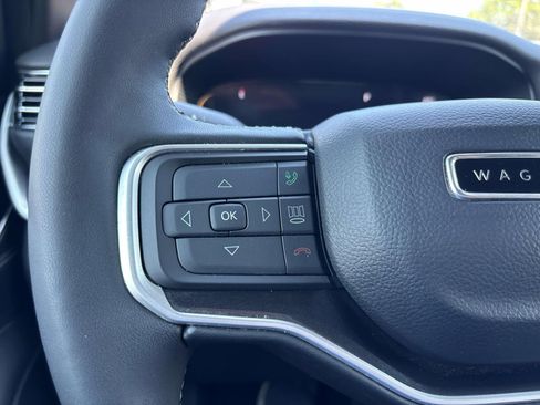 Certified 2024 Jeep Wagoneer 4WD w/ Premium Group I image 27