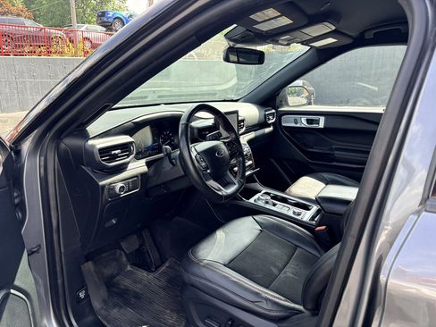 Used 2022 Ford Explorer ST-Line AWD/4WD image 20
