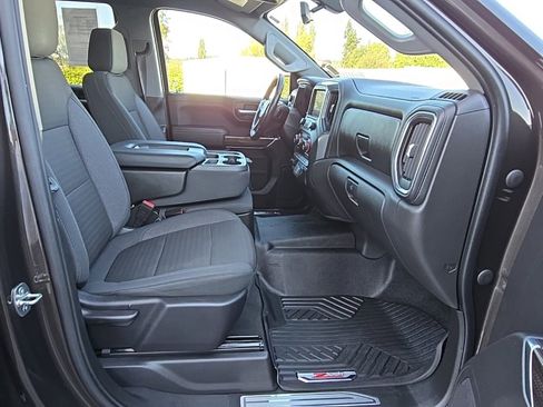 Used 2021 Chevrolet Silverado 1500 RST image 28