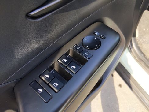 Used 2025 Hyundai Kona SEL image 15