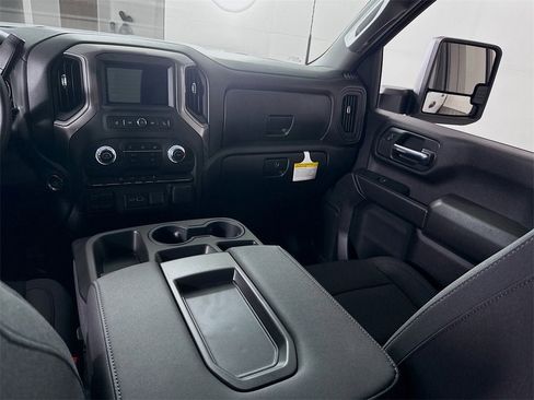 New 2026 GMC Sierra 3500 Pro w/ Convenience Package image 15