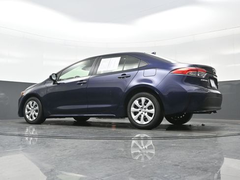 Used 2023 Toyota Corolla LE image 26