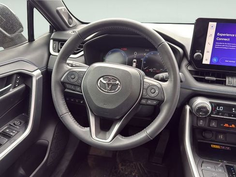Used 2024 Toyota RAV4 XSE w/ Advanced Technology Package AWD/4WD image 15