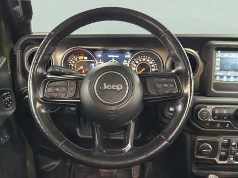 Used 2020 Jeep Wrangler Unlimited Sport S image 29