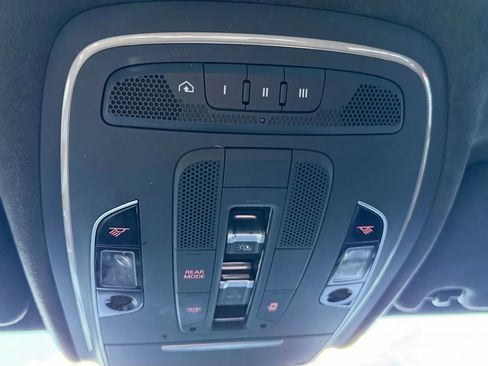 Used 2016 Audi A8 L 4.0T image 45