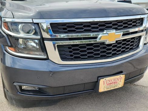 Used 2020 Chevrolet Suburban LT AWD/4WD image 6