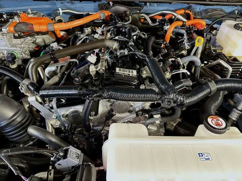 Used 2025 Toyota Land Cruiser w/ Premium Package image 9