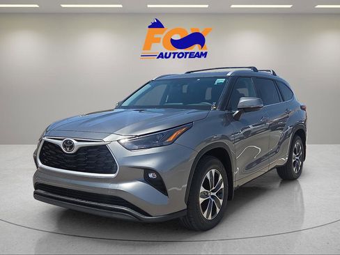New 2026 Toyota Highlander XLE AWD/4WD image 1