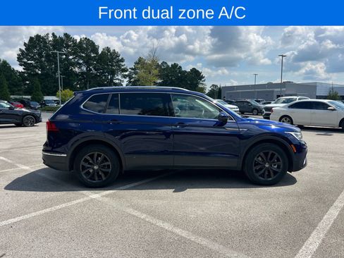 Certified 2024 Volkswagen Tiguan SE w/ Panoramic Sunroof Package FWD image 5