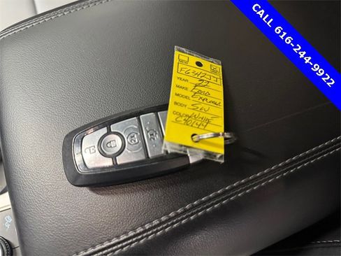 Used 2022 Ford Explorer XLT w/ Equipment Group 202A image 26