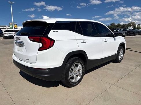 Used 2020 GMC Terrain SLE AWD/4WD image 5