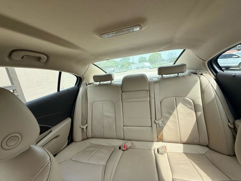 Used 2016 Buick LaCrosse Leather FWD image 18