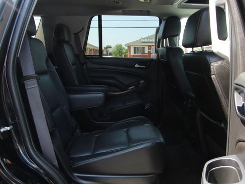 Used 2017 Chevrolet Tahoe Premier AWD/4WD image 12