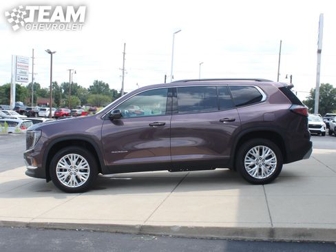 Certified 2024 GMC Acadia Elevation FWD image 7