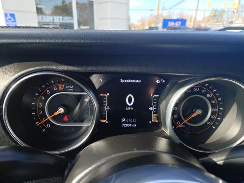 Used 2021 Jeep Wrangler Unlimited Sahara image 16