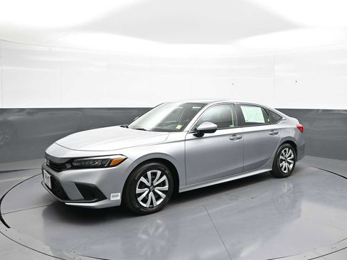 Used 2024 Honda Civic LX image 10